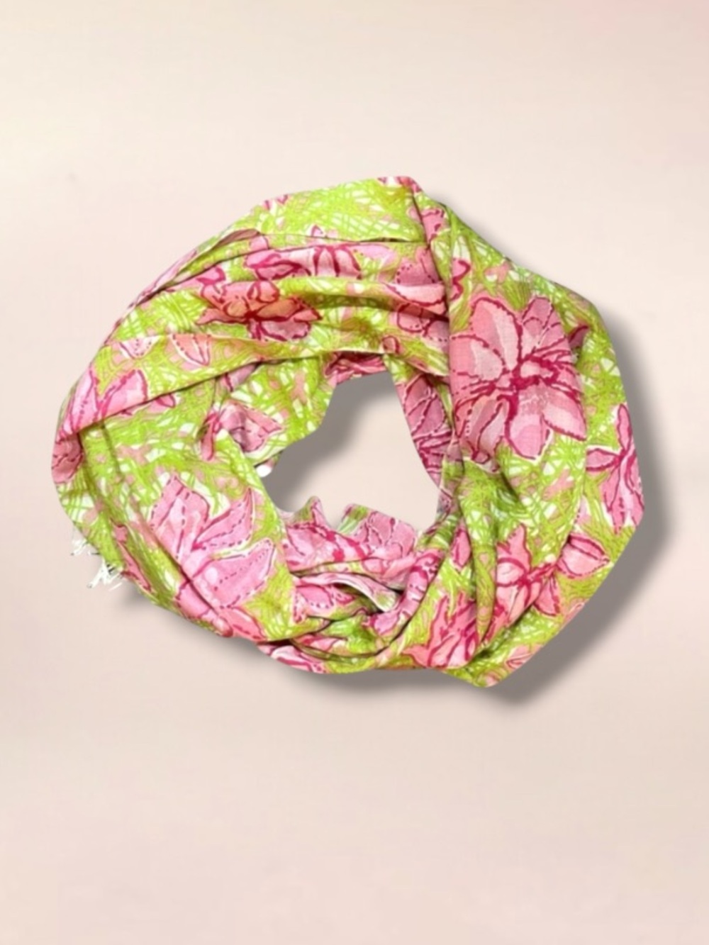 LILLY PULITZER Cashmere
Silk Murfee Twisted
Fringe Scarf